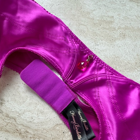 Honey Birdette Indya 3pc Set XS Bralette Garter & Thong Magenta Satin Lingerie - Picture 8 of 15